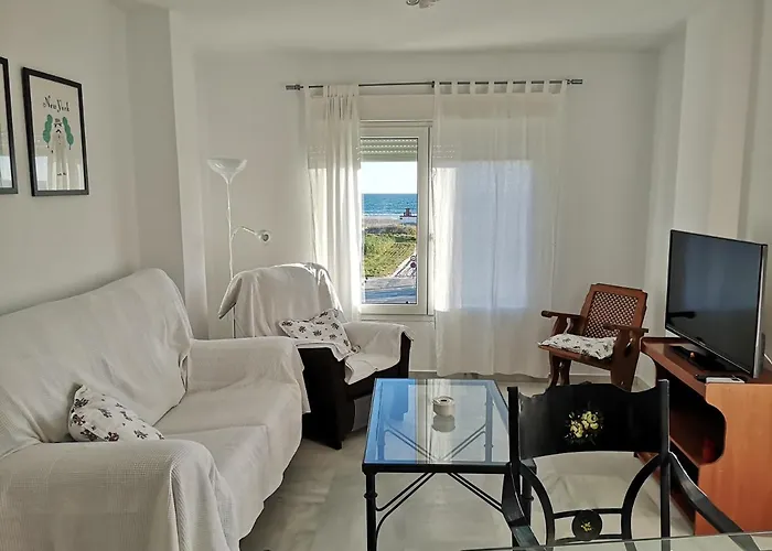 Dos Faros * קוניל דה לה פרונטרה